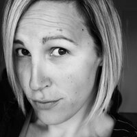 Natalie (@buzzub) 's Twitter Profile