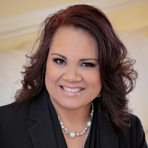 Founder of @somdweddings, @somdforsale. Passionate about food, weddings, travel, technology, real estate and the beach!
