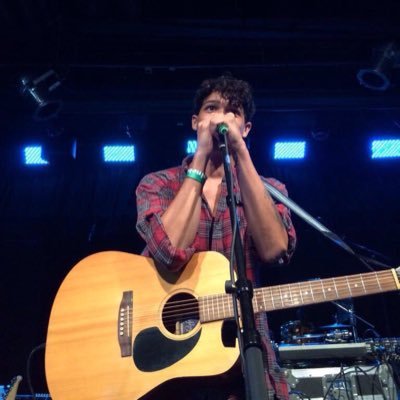 MasloverBoy's profile picture. sempre procurando apoiar novos talentos...As vezes a melhor música está escondida nos menores artistas