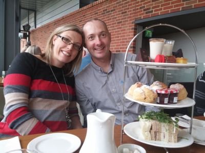 Physiotherapist/ hockey player/ mum of 2/ loving wife !
