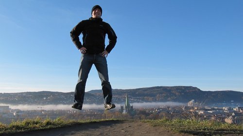 I'm a Senior .NET Developer and Architect. An Englishman living in Norway. Interests in open source projects and Arduino/Netduino