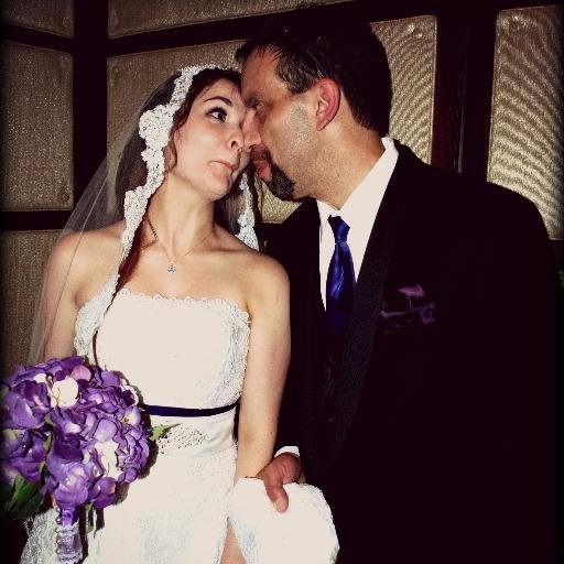 Thatgrlmeme's profile picture. I am a Mommy, Wife, YouTuber and Freelanced Artist.I also work a full time job between all of that. My life is amazing and crazy, But I love every moment of it!