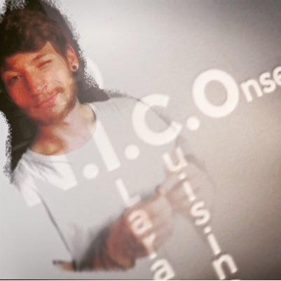 Professionel de la cuisine, Master en Gastronomie et blogueur en cuisine avec le blog N.I.C.O. (https://t.co/OMSa3dPJJT)! recettes, vidéos, délires, etc