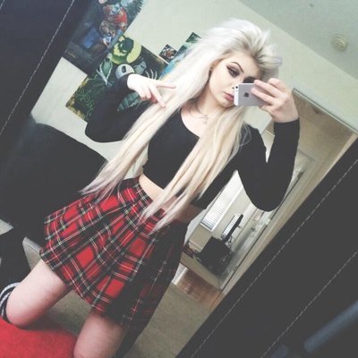 Molly Spirro: Bi Single 21 Sebrina B: Single 23