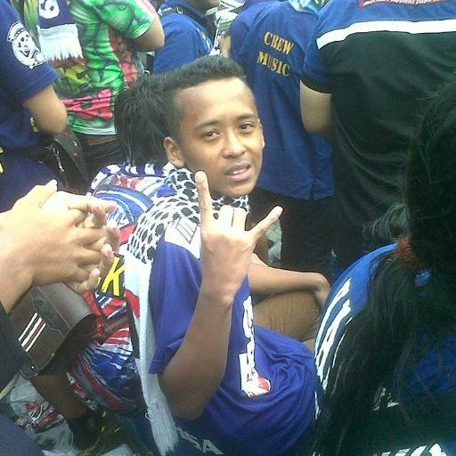 KunDgrid's profile picture. teriakan,amarah akan bersatu jadi sebuah kekuatan diri sebagai supporter, itulah sepakbola..
#DEMIPERSIBKITABERSATU