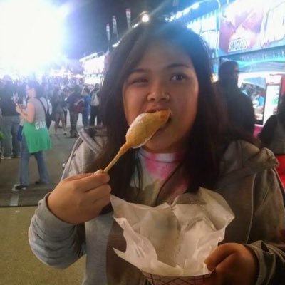 NicoleRyanne's profile picture. and my buns, they don't feel nothin' like steel