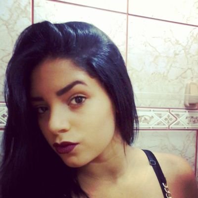 A Beleza da mulher ta por dentro, ta no conceito, ta no caráter, por fora é questão de gosto de cada um.