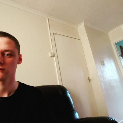 tom_labrum's profile picture. 