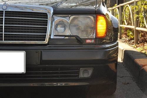 Mercedes-Benz 500E（W124036）→JB64W、YamahaSRX600（3SX）→RN36J→RN52J。基本的にモノ好きコレクター気質。名古屋出身のため名古屋クラスタに反応。ノーヒッター近藤真一の初登板を生観戦したのが自慢。猫。