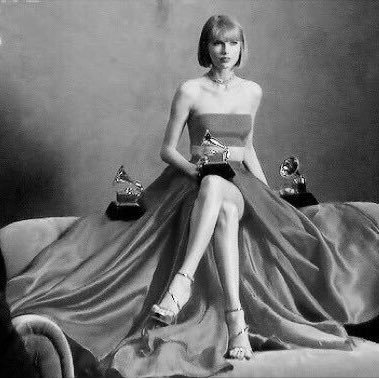 LongLiveSpeakNowTour&TaylorSwift I spent 2 sparkling nights w. you. Thank you for teaching me how to be Fearless&toSpeakNow! I will stand by you forever&always.