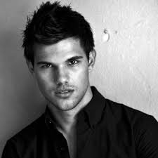 I am Jacob black I am a wolf I am best friends with bella [RP single ]