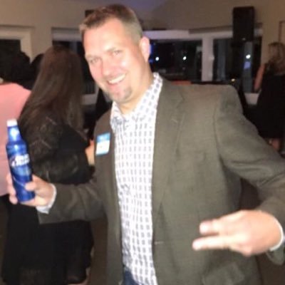 Harris Teeter Store Manager, UVA sports fan and supporter, proud father of my kids, committed to excellence!