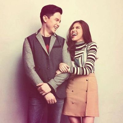 ♥♥♥
CERTIFIED ALDUB FAN ever since they started..and MUSIC ROCKS MY LIFE♬♪♬.