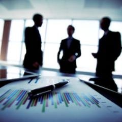 Somos una compañía de servicios de consultoría en tecnología, y operaciones. Combinamos experiencia y conocimiento en diferentes industrias