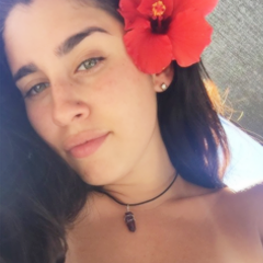 xilpermettait's profile picture. 「ｆｅｍｉｎｉｓｔｅ.」 fille de enjolras et grantaire. ❝patria était une jeune fille charmante, capable d'être terrible.❞ étudiante en journalisme, boxeuse.