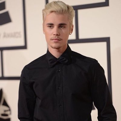 emilyvictoria64's profile picture. 