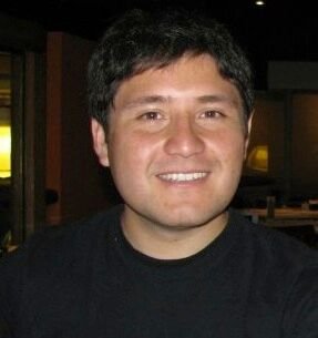 Biólogo naturalista, Profesor de Biología y Química. Barítono, interesado en las Ciencias y Fotografía.