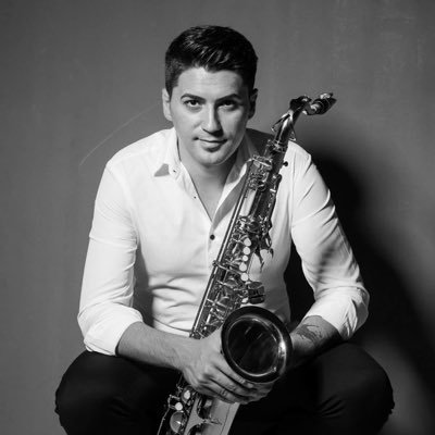 remusnovac's profile picture. Whithout music, life would be a mistake...