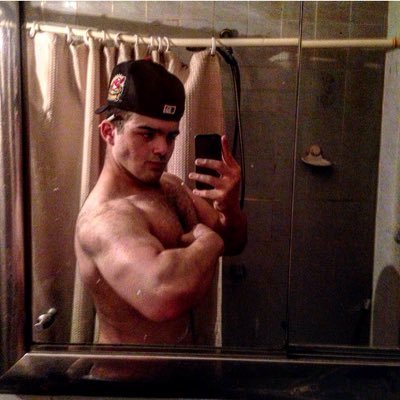 Jeremyyyyyy23's profile picture. 