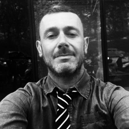 bertrand_caza's profile picture. journaliste, Marie Claire