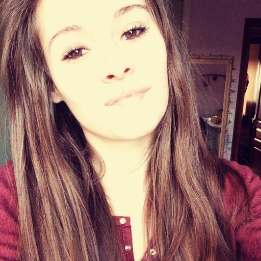 C_Chagn_Biraud's profile picture. Je te demande pas de te forcer à m'aimer juste me respecter suffira