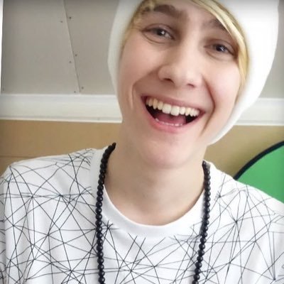 5sosarelove1's profile picture. Welkom op mijn fanaccount voor job!! ik plaats dagelijks tweets over hem want hij is mijn bæ ❤️