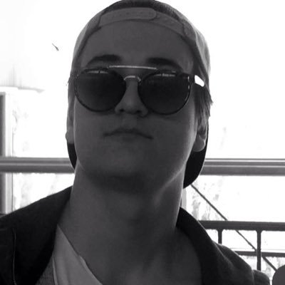 frenneee's profile picture. 