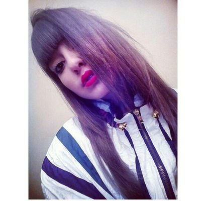 Soy más de corazón que de cabeza en to lo ke hago,
MI SITIO ESTA EN ELLAS (LSIVMA)