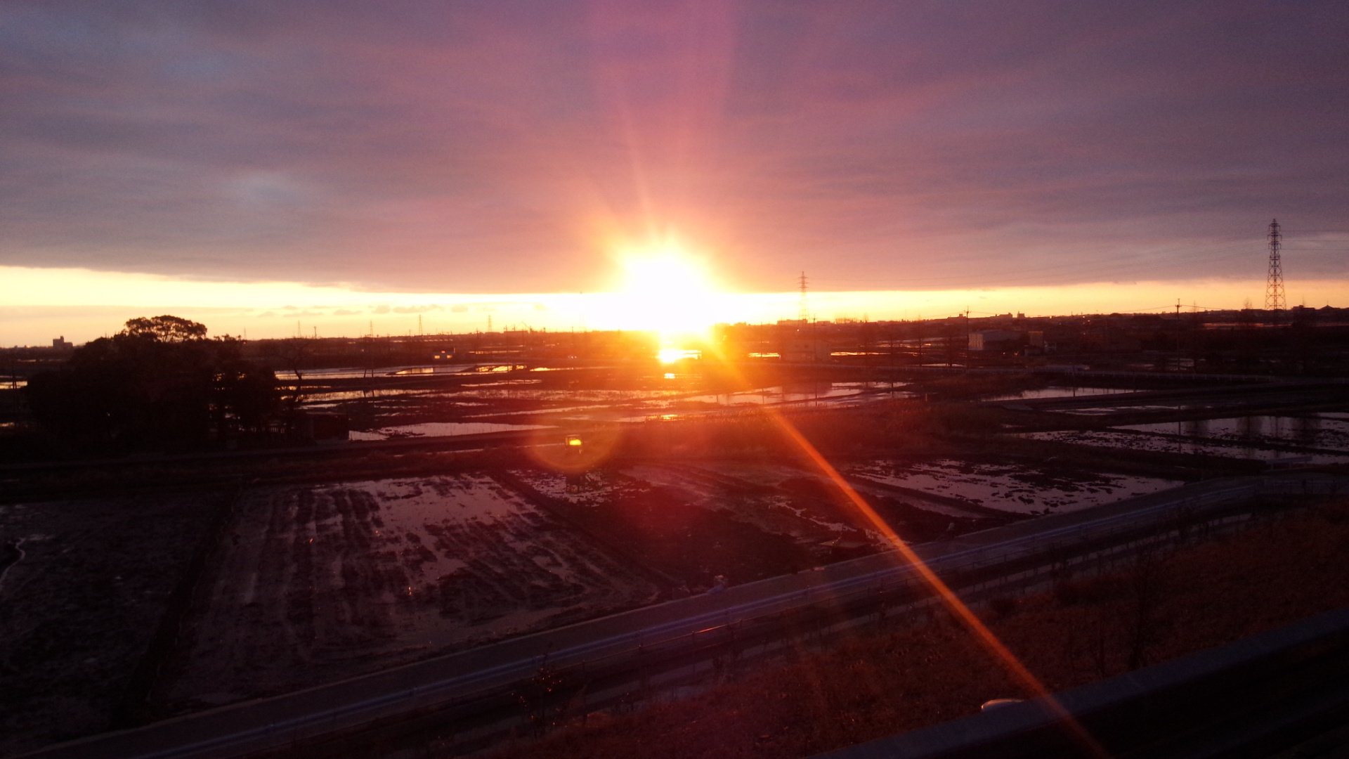 50517778's profile picture. 週末はスポーツ。
大型連休は実家で農家
平日は普通のサラリーマン。
いずれは、大きく。