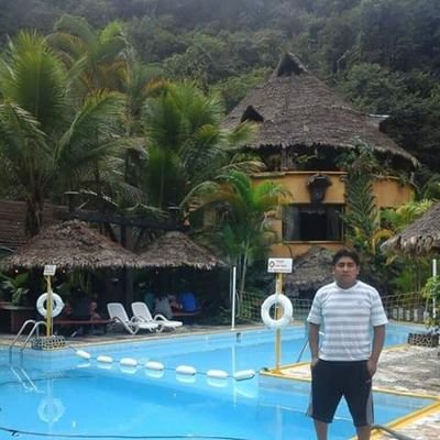 erikc_linares's profile picture. 