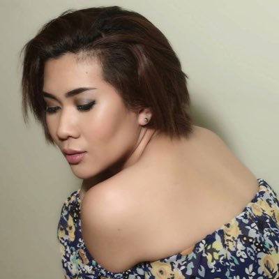 TintinArcenal's profile picture. think of me as a barbie that you never want to play to...    #PhilippineBaseMakeupartist