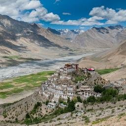Motorcycle/Motorbike tours in India.