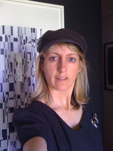 LaDeDara's profile picture. Relentlessly optimistic, digital delver on the move...