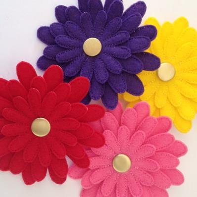 I love embroidery. Please visit my Etsy shop for embroidered baby items, towels, hairclips and more.