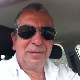 bobek405's profile picture. 