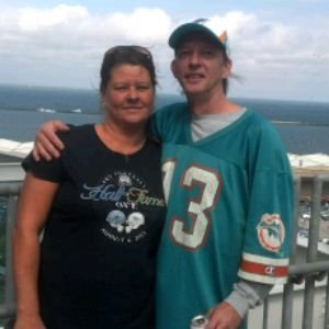 Lifelong FINATIC in Ohio. Hubby, Paw, and Dolphins fan for life. Only thing left on bucket list is to get to go to a home game.