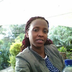 vgnjugunah218's profile picture. Luvg  mum 
A lady is known by Neck up not Make up