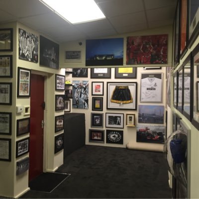 Framers and suppliers of all types of Sportmemorabilia Framed and unframed, DIY Shirt Frames, Personally signed memorabilia and various other items.
