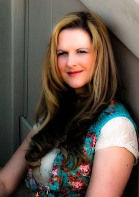 Devoted wife to my biggest supporter. Homeschooling Mom & MS Fighter since July 2015. MS will not define me, it will EMPOWER me!