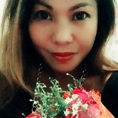 Mother of two lovely princesses. I'm a queen. Role model. Outdoor enthusiast. Wanderlust. Aquaholic. Music lover. Djembe player. Tattooed with pride.