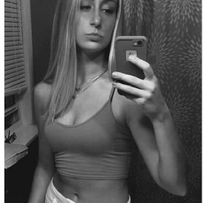 youloveluciex's profile picture. 