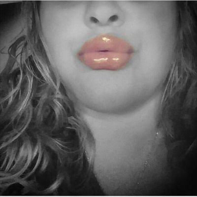 MoxiePink21's profile picture. Don't call grown women Cute. Ever.