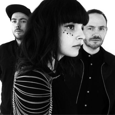 Club de fans español oficial del grupo @CHVRCHES (@laurenevemay, @Iain_A_Cook, @doksan). ¡Únete! +info en la web