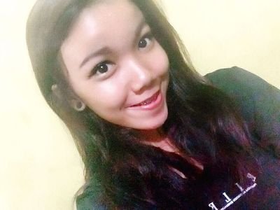 Follback yang difollow,twitter yang ini @Ramadhenaputriy lagi eror.