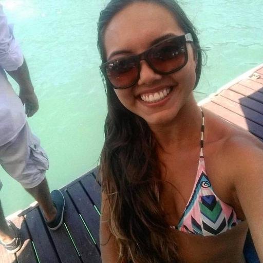 KerolinyS's profile picture. Independente de qualquer coisa, sorria sempre.
Instagram: @kerolinydsilva
E-mail: kerolinys@gmail.com