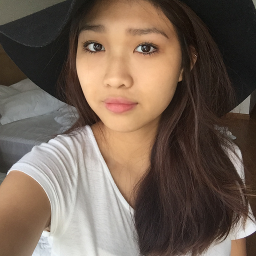 wiwianx's profile picture. way too happy to have a cheese burger for lunch