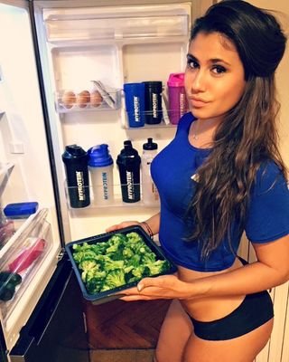 cheewik1's profile picture. 