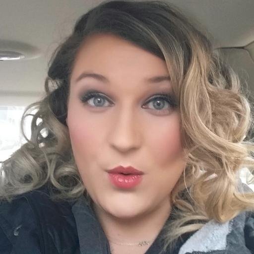 AllieLeeWard's profile picture. 