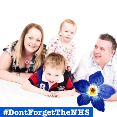 Yorkshire mummy, shoe loving, gin drinking, travel obsessed, proud NHS nurse