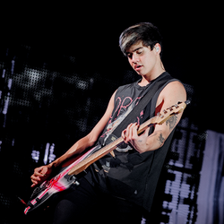 licensedmrshood's profile picture. 